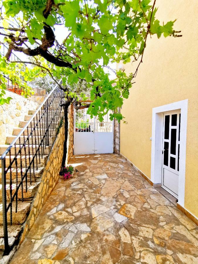 Green Garden Apartment Vodice Exterior photo